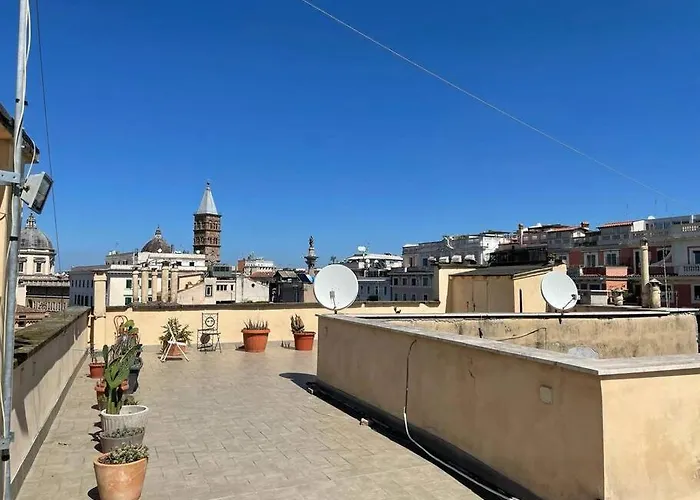 - Antique With Private Terrace Appartement *